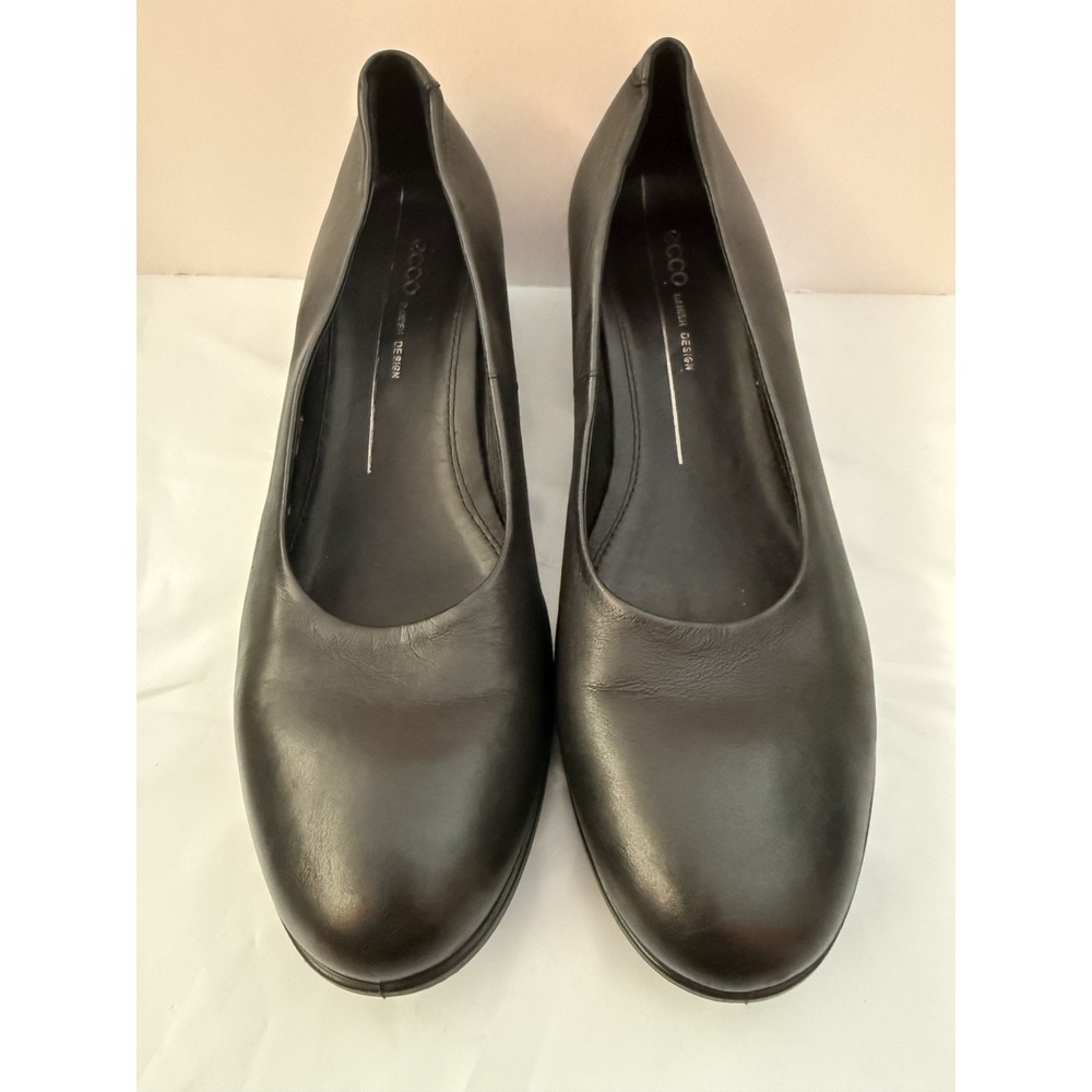 ECCO Black Leather Pump Block Heel Slip On Round Toe Women's Size 7 Shoes